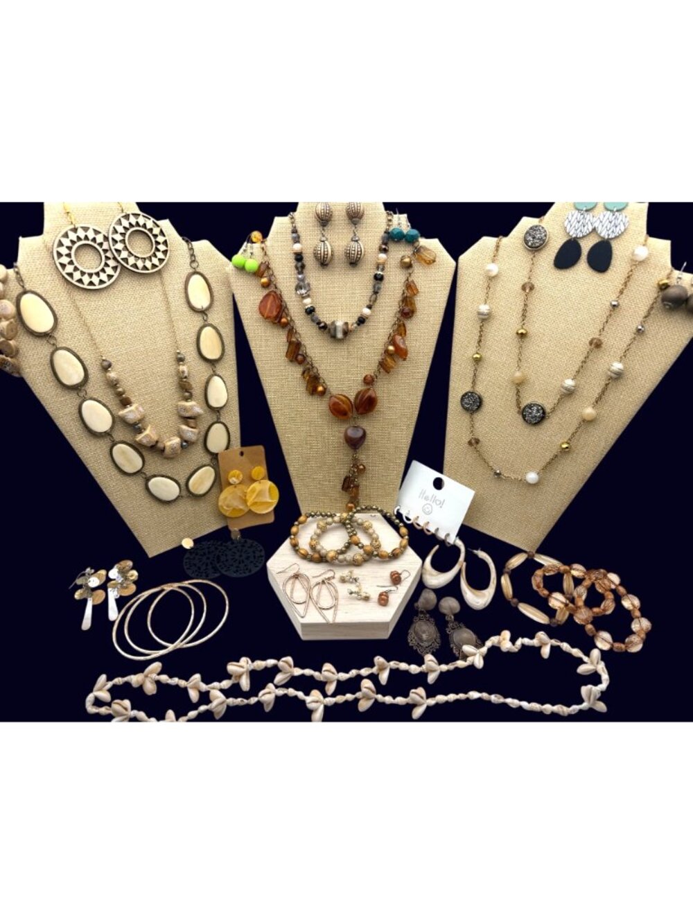 Vintage Boho Jewelry Lot 50 Pcs Mixed Materials Wear Necklace Earrings Bracelets - Picture 2 of 15